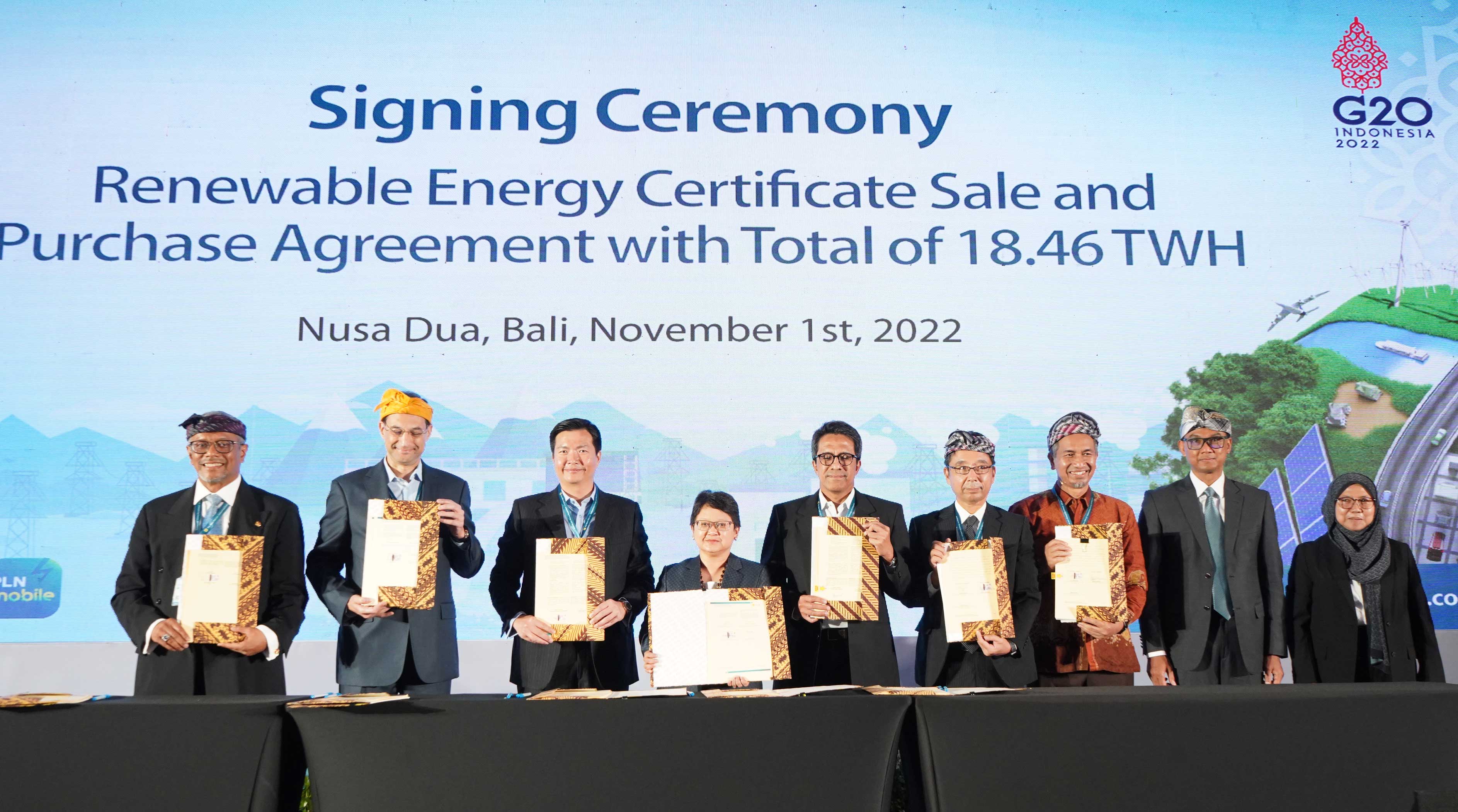 The Tujuh Bukit Gold Mine signed an agreement to purchase electricity from PLN originating from a power plant sourced from renewable energy.