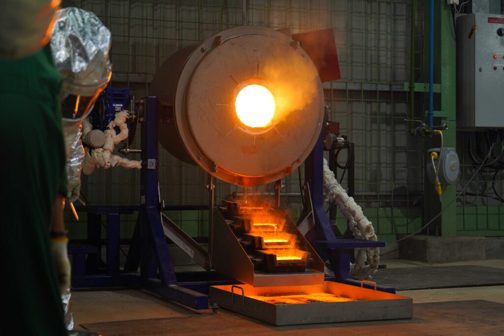 PT Merdeka Gold Resources Tbk Officially Listed on IDX, Raises Rp4.66 ...