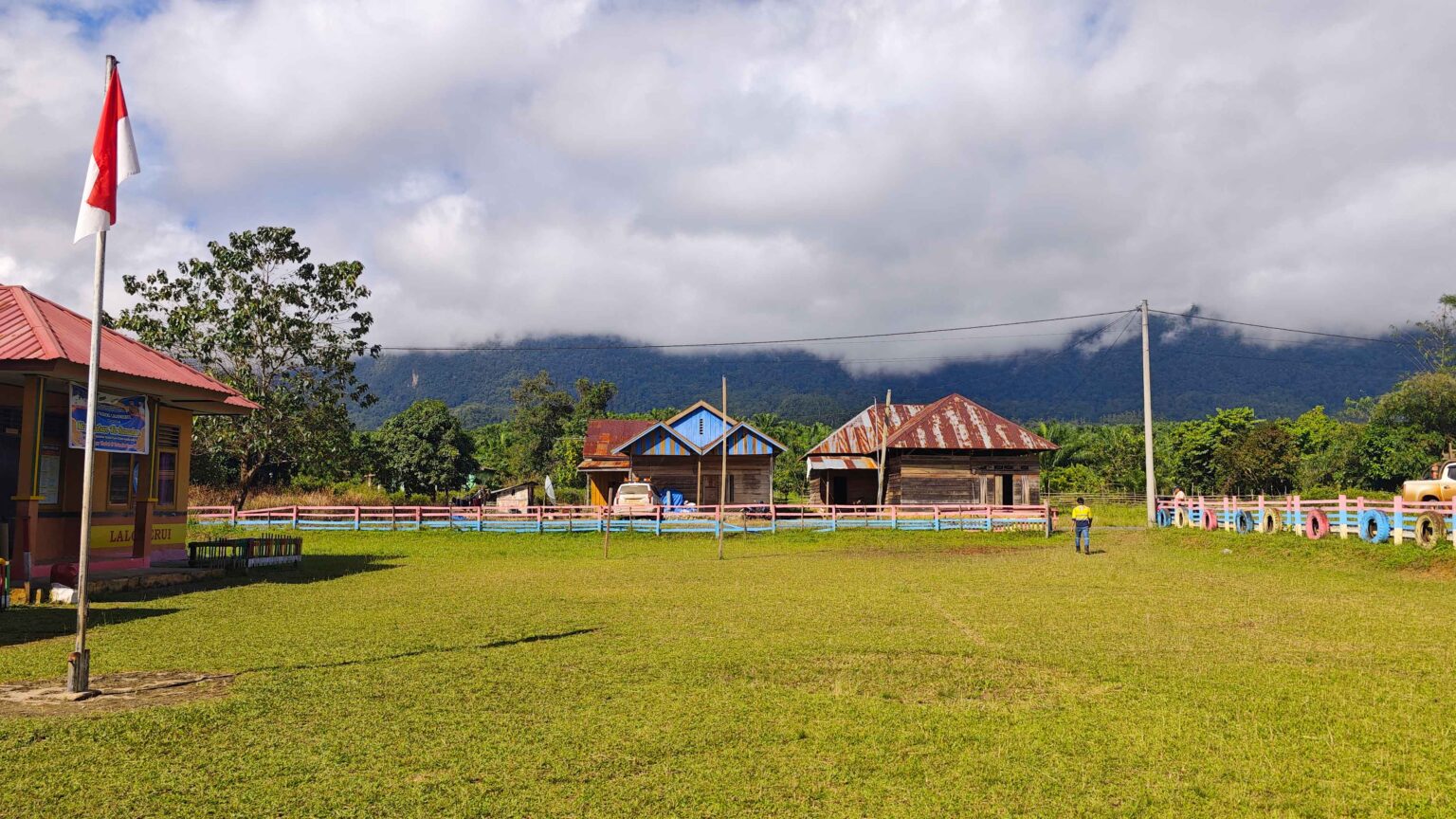 PT Merdeka Gold Resources Tbk Officially Listed on IDX, Raises Rp4.66 ...